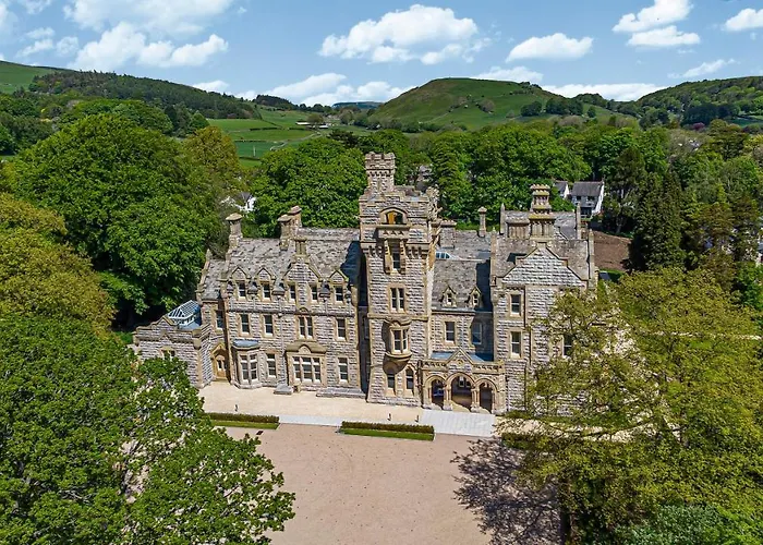 The Mabel Suite Stone Cross Mansion